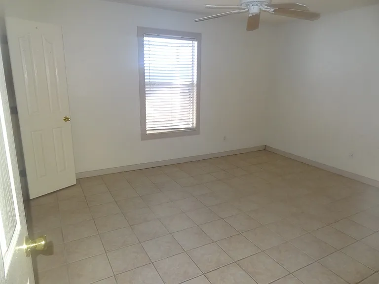 11980 Royal Woods Dr — Photo 13