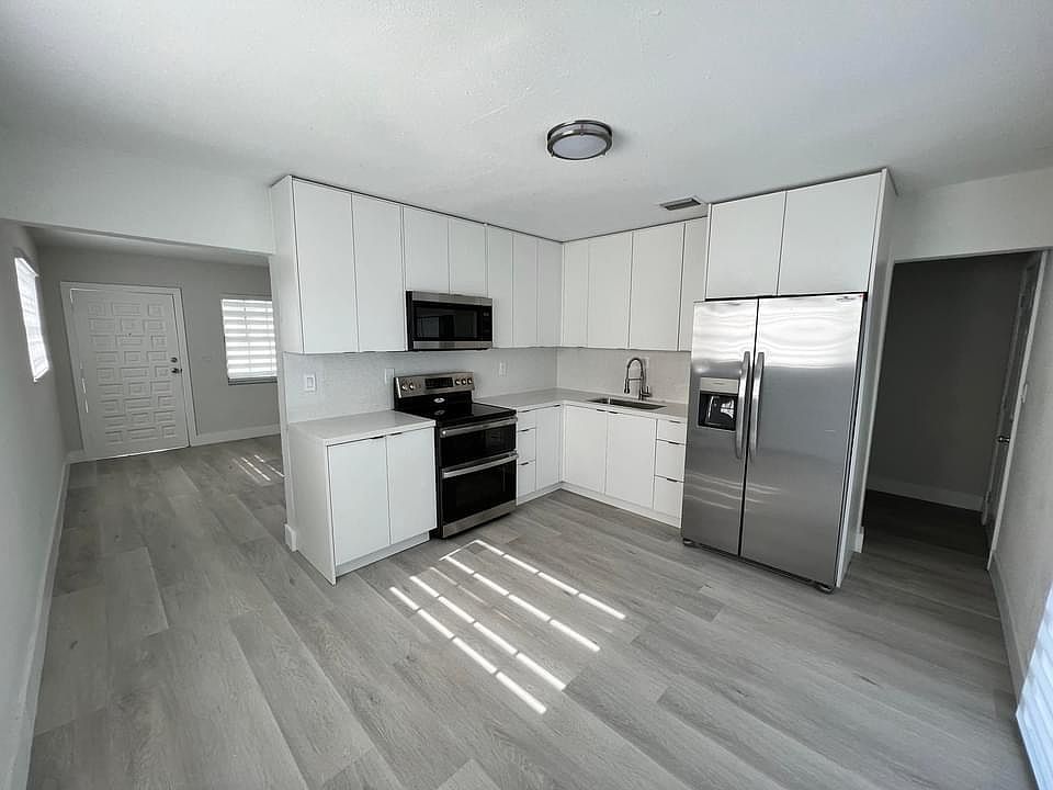 1st image of 1229 NW 28th St