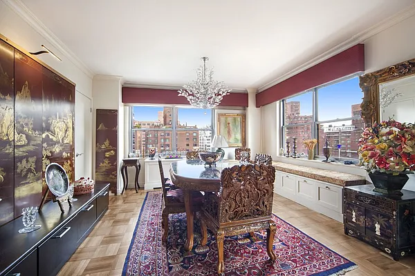 Sold by Compass | media 14