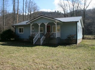 9214 Tusquittee Rd, Hayesville, NC 28904