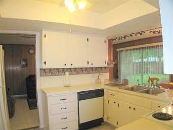 5th image of 8132 Messina Dr