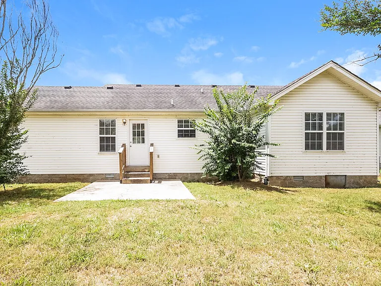 1915 Steaford Ct — Photo 16