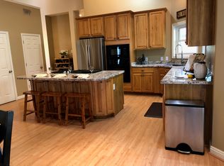 932 N 1000 E, Bountiful, UT 84010