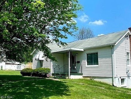 1st image of 215 Efaw Ave