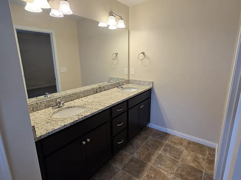 6512 Hammer Ct — Photo 13