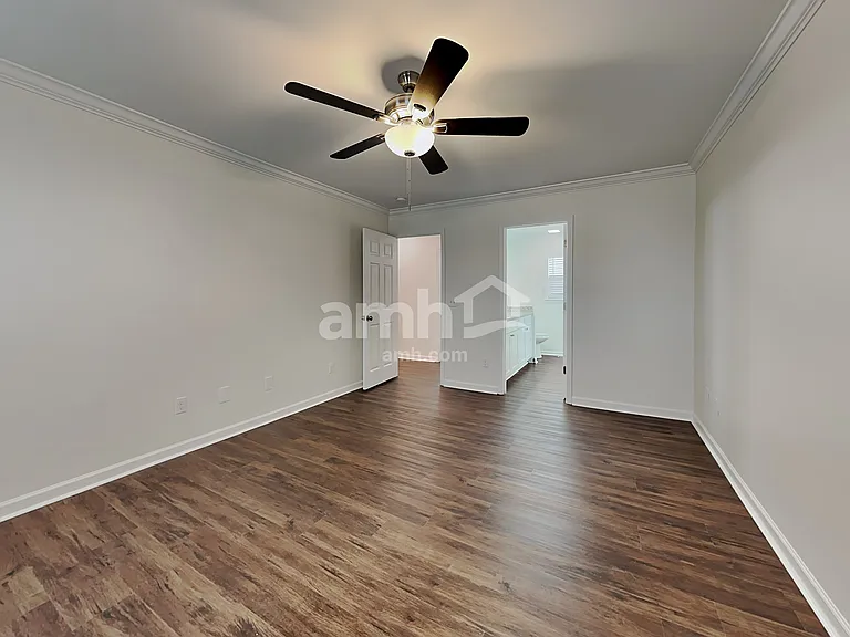 5912 Mineral Springs Ct — Photo 10