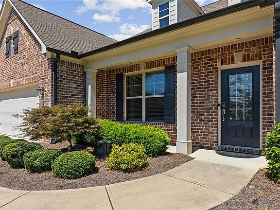 3rd image of 3898 Heirloom Loop Ct