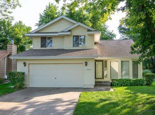 2425 Maple St, West Des Moines, IA 50265