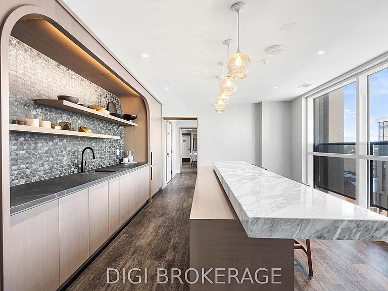 560 Rideau St #1201 — Photo 35