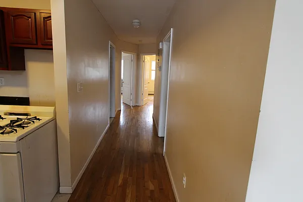 Rented by H.P. Greenfield Real Estate | media 2