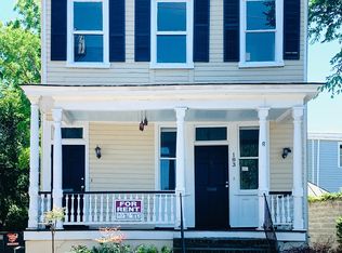 183 Queen St APT B, Charleston, SC 29401