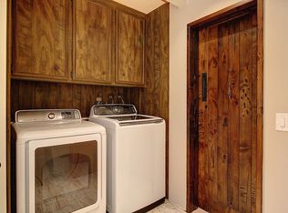 1569 Sycamore Canyon Rd, Santa Barbara, CA 93103