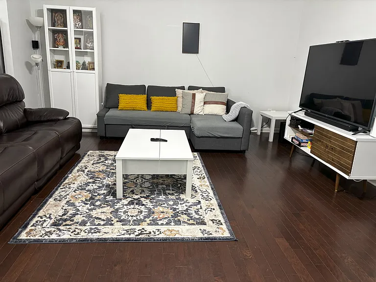 5600 Moresby Ct — Photo 7