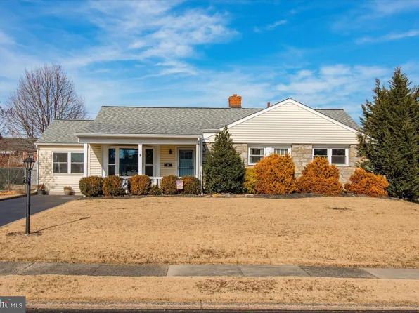 310 Yale Ave, Broomall, PA 19008