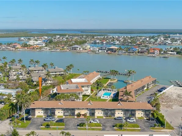 850 Palm ST #C11, MARCO ISLAND, FL 34145