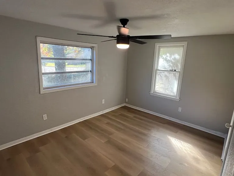 2608 Holleman St — Photo 3