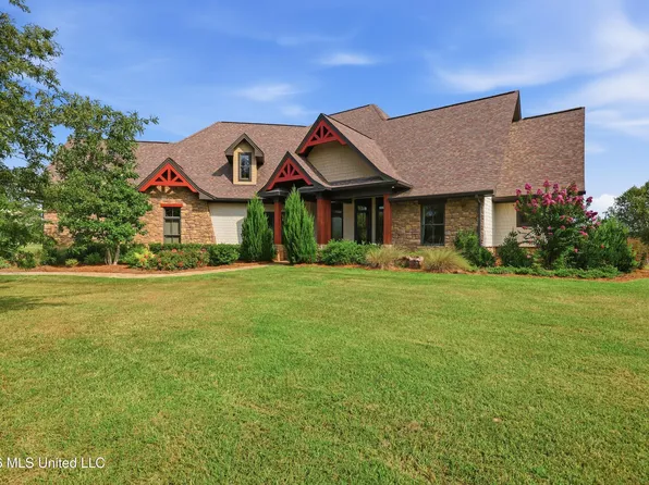 104 Chantry Ln, Madison, MS 39110