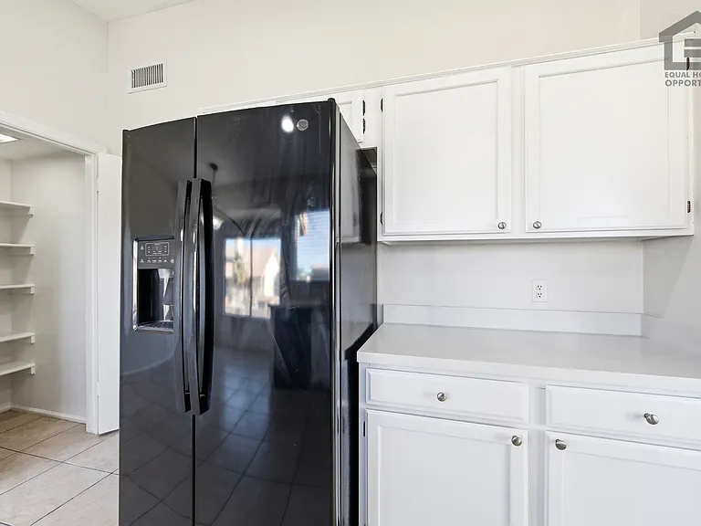 7202 W Corrine Dr — Photo 13