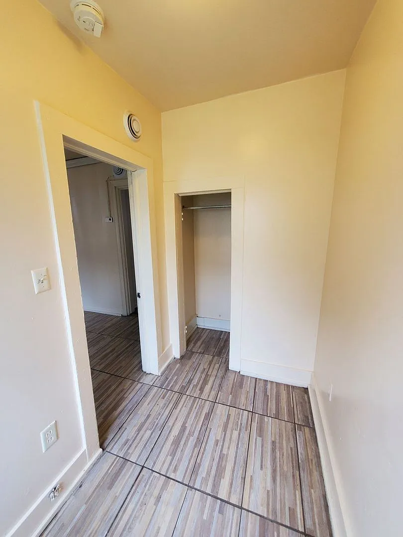 1587 S Pearl St. (Duplex) — Photo 4