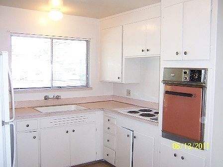 1st image of 394 Dunster Dr