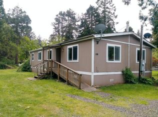 511 SE Moffitt Rd, Waldport, OR 97394