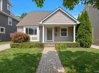 1959 Haynes St, Birmingham, MI 48009