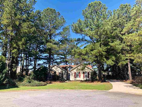 3rd image of 108 Laramie Dr