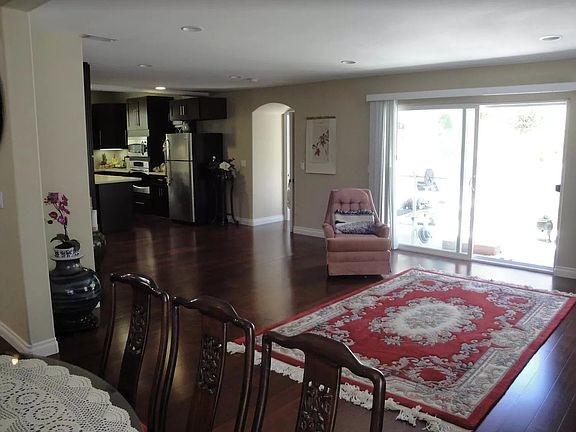 Family Room: Kitchen opens up into family room / dining area