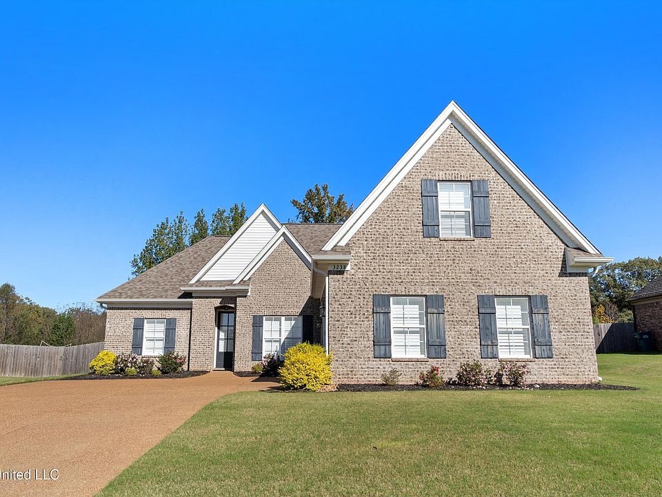 1st image of 3238 Vineyard Dr