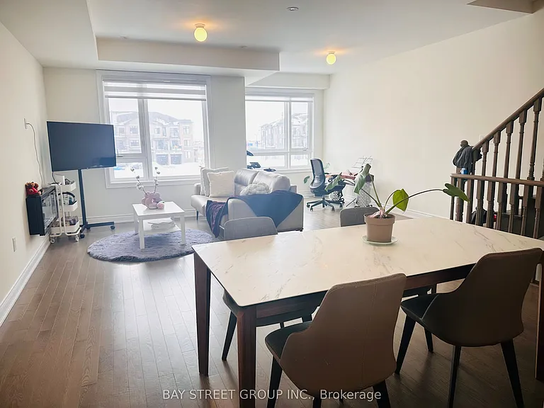 255 Tennant Cir — Photo 7