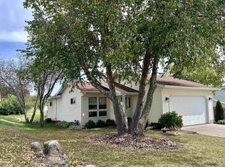 2207 Grand St, Cross Plains, WI 53528