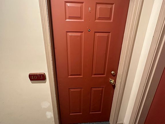 4th image of 67 Washington St #101-J