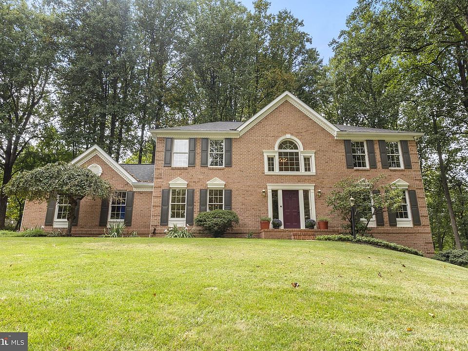 1st image of 8600 Sweet Autumn Dr