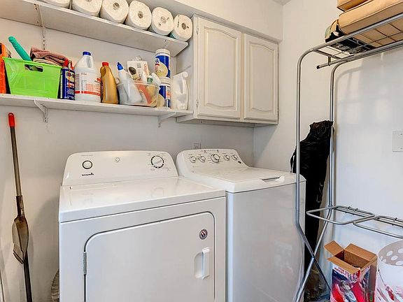 4th image of 23347 Easterling Ave #1