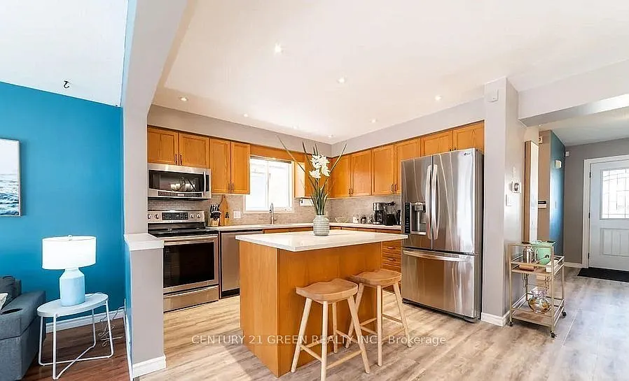 5 bed, $3,200 — Photo 4