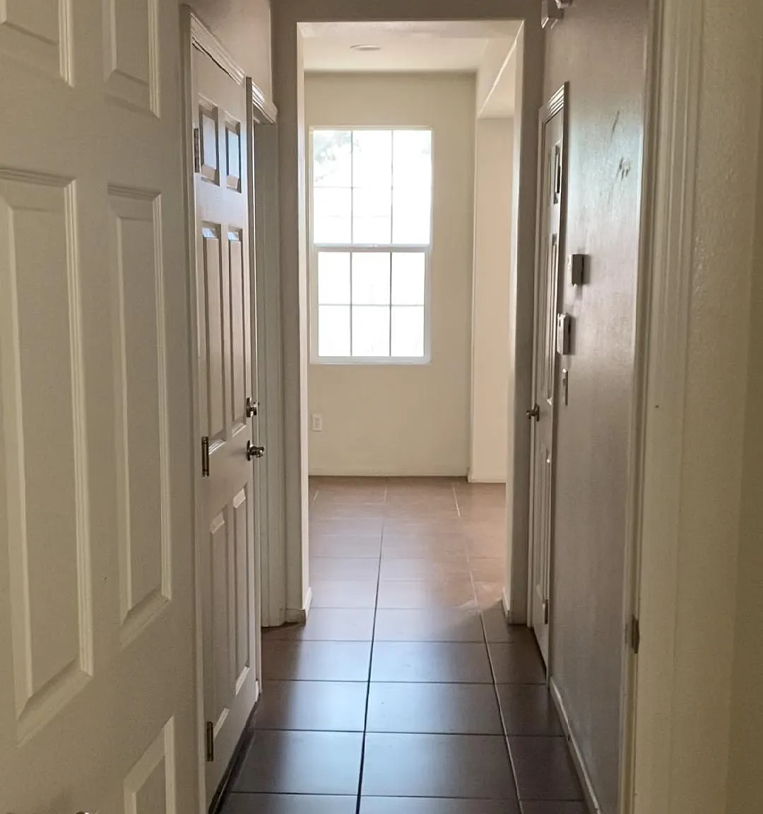 3 bed, 1520 sqft, $2,875 — Photo 3
