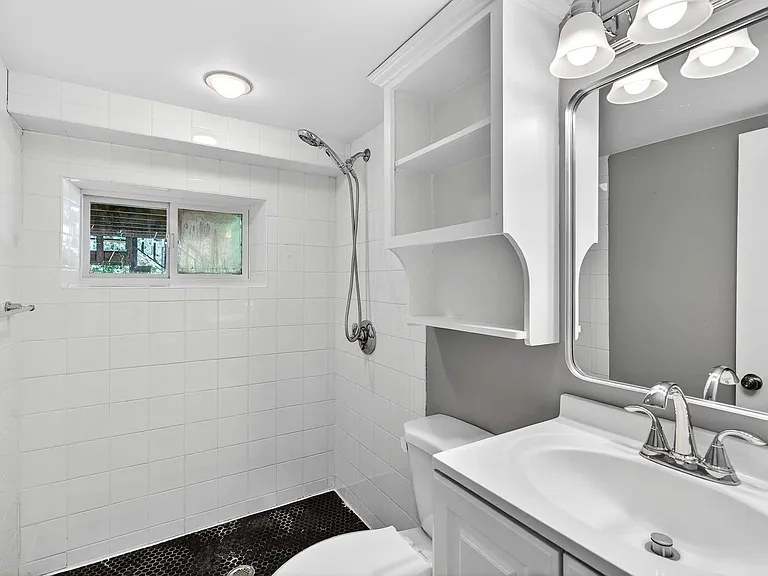 30 Fairbanks Rd — Photo 25