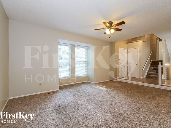 3rd image of 14000 S Tomahawk Dr