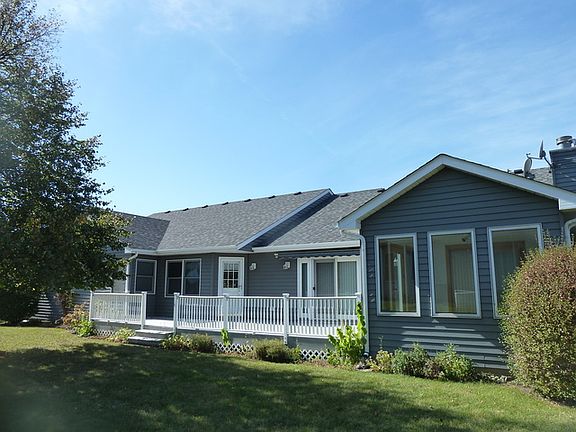 3rd image of 325 Abbey Ln
