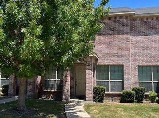 2356 Calendar Ct, Grand Prairie, TX 75050
