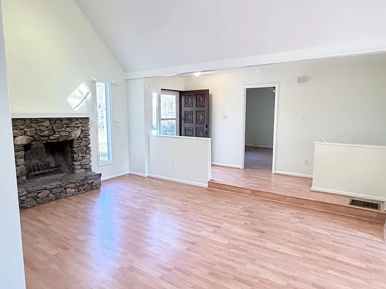 56 Dunwood Rd — Photo 6