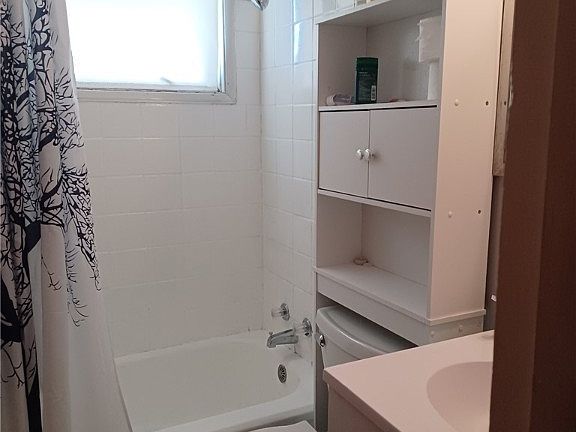 3rd image of 3308 Elm Hill Dr NW