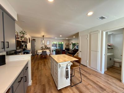 355 Cannon Green Dr APT F, Goleta, CA, 93117