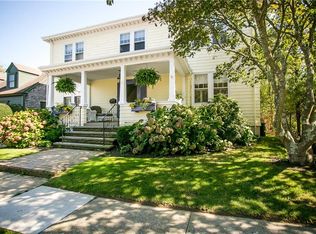 65 Kay St, Newport, RI 02840