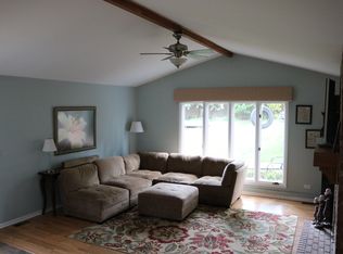 429 Colfax Ave, Clarendon Hills, IL 60514