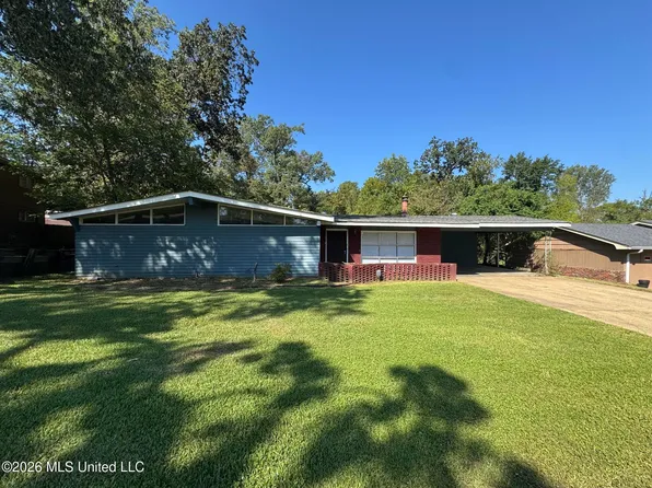 1769 Cheswood Dr, Jackson, MS 39204