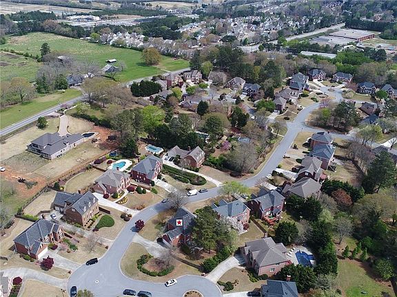 4th image of 4070 Boles Creek Dr