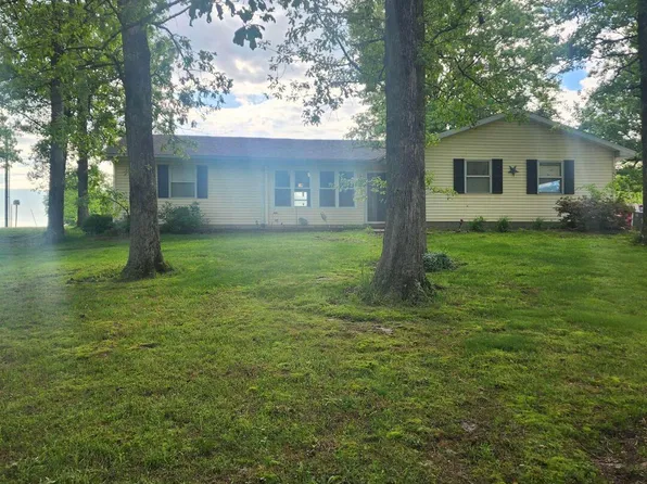 15267 N Woodlawn Ln, Woodlawn, IL 62898