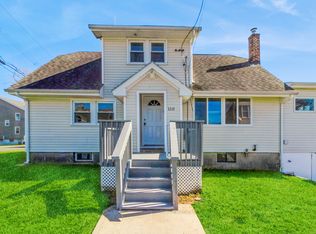 110 Bradford Ave, East Haven, CT 06512