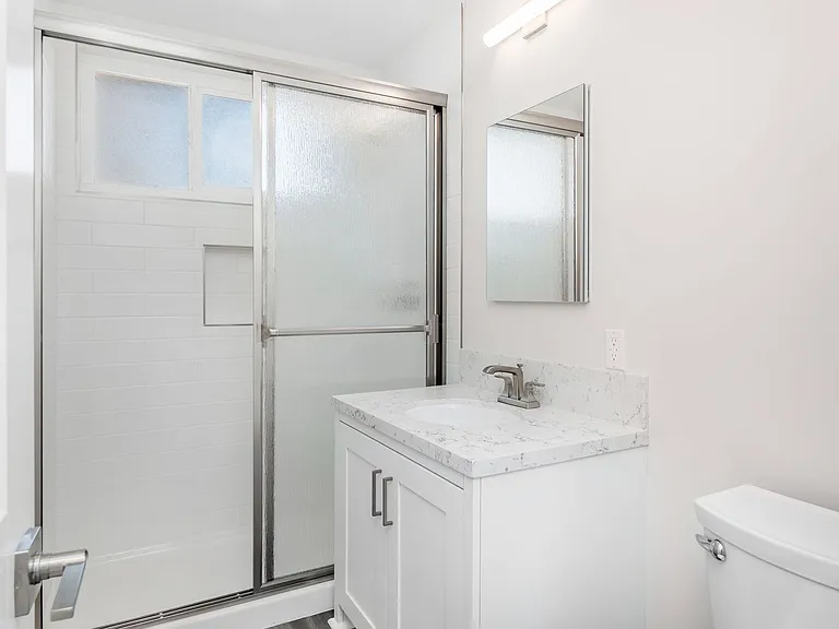 212 Palos Verdes Blvd. — Photo 11